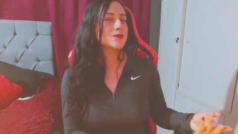 Snapshot of noamartin_ chatting on 09-11-25, 11:27 Noamartin online show from 09-11-25, 11:27