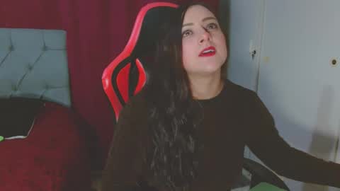 Snapshot of noamartin_ chatting on 09-24-25, 11:08 Noamartin online show from 09-24-25, 11:08