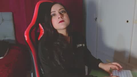 Snapshot of noamartin_ chatting on 12-02-25, 10:49 Noamartin online show from 12-02-25, 10:49