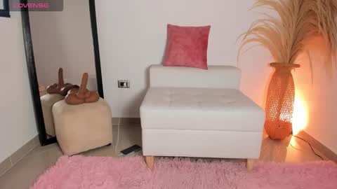 Noami Rose  online show from 09-15-25, 05:35