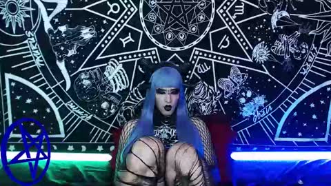 caroline online show from 12-21-24, 07:13