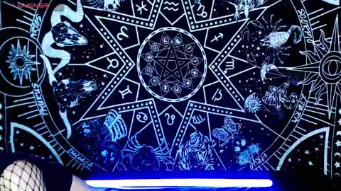 caroline online show from 10-13-25, 12:21