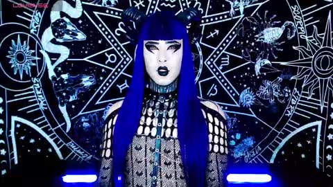 caroline online show from 10-15-25, 05:07