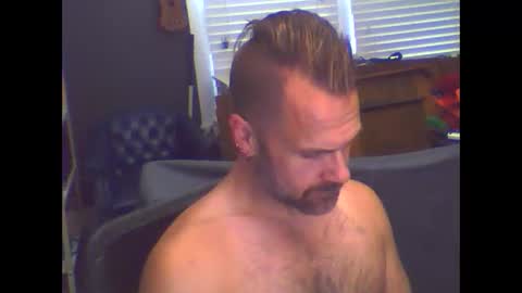 Snapshot of nobodythinksthat chatting on 06-11-26, 11:30 Cal online show from 06-11-26, 11:30