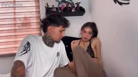 Jean Y Isa online show from 11-30-25, 08:13