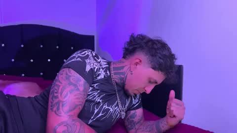 Jean Y Isa online show from 02-27-26, 04:34