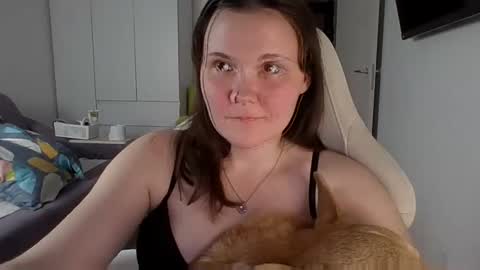 Snapshot of nodarell chatting on 11-21-25, 08:18 nodarell online show from 11-21-25, 08:18