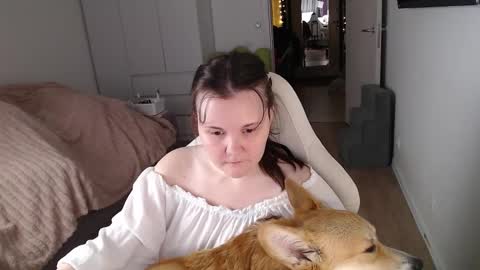 Snapshot of nodarell chatting on 11-28-25, 02:42 nodarell online show from 11-28-25, 02:42