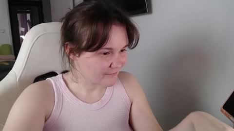 Snapshot of nodarell chatting on 11-30-25, 02:21 nodarell online show from 11-30-25, 02:21