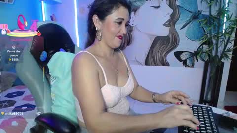 Snapshot of noelia_milfs chatting on 11-09-25, 02:10 noelia_milfs online show from 11-09-25, 02:10