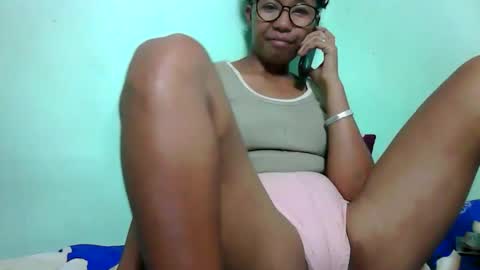 noella711128 online show from 09-22-25, 06:21