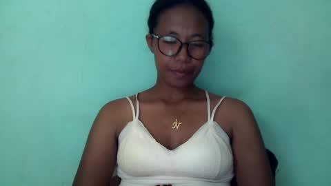 noellah online show from 03-08-25, 04:06