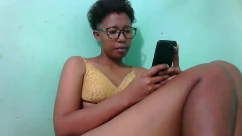 noellah online show from 09-19-25, 08:38