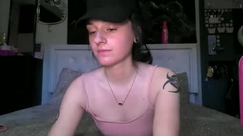 Noelle online show from 03-23-26, 05:06