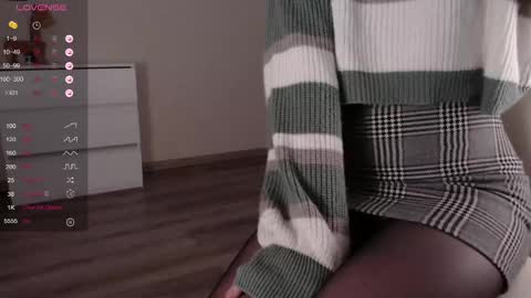 noelleneptune online show from 01-13-25, 10:36