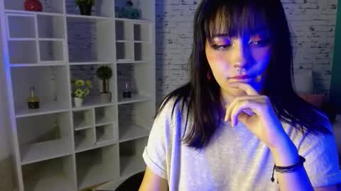 Noeva online show from 10-11-25, 12:10