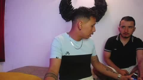 Snapshot of noha_and_iam1 chatting on 05-11-26, 12:44 noha_and_iam1 online show from 05-11-26, 12:44