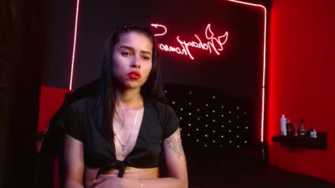 Snapshot of noha_thomson chatting on 11-03-25, 04:36 Noha Thomson online show from 11-03-25, 04:36