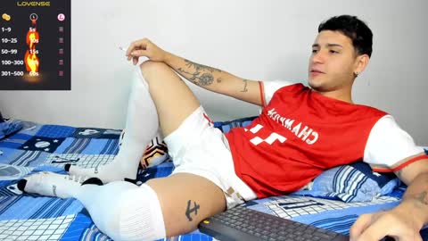 Snapshot of noha_white chatting on 12-16-24, 06:16 Noha online show from 12-16-24, 06:16