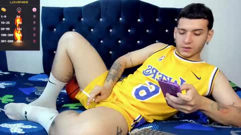 Snapshot of noha_white chatting on 02-20-25, 06:57 Noha online show from 02-20-25, 06:57