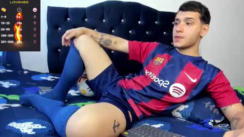 Snapshot of noha_white chatting on 03-09-25, 06:11 Noha online show from 03-09-25, 06:11