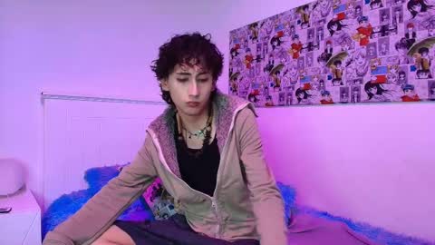 maxie online show from 10-04-25, 03:48