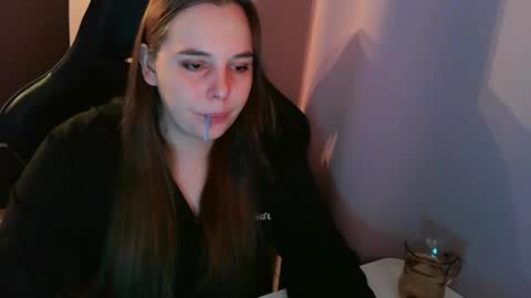 noir_ember_ online show from 10-25-25, 12:13