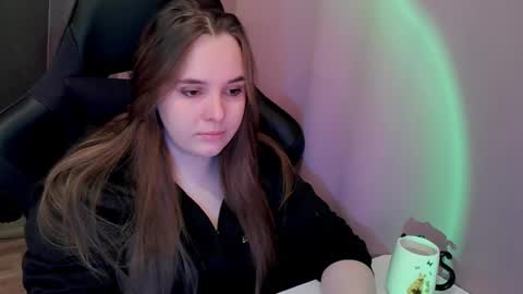 noir_ember_ online show from 11-10-25, 12:26