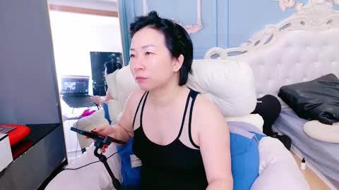 noko8888 online show from 11-08-25, 02:01