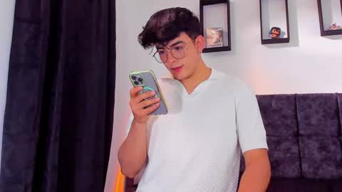 Nolan  online show from 10-23-25, 08:18