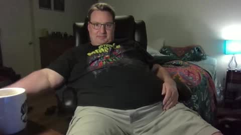 Snapshot of nolanvalenciax chatting on 02-15-26, 05:48 Nolan online show from 02-15-26, 05:48