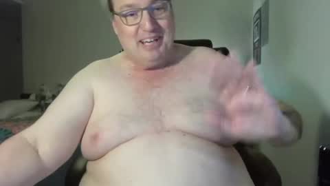 Snapshot of nolanvalenciax chatting on 03-08-26, 02:04 Nolan online show from 03-08-26, 02:04