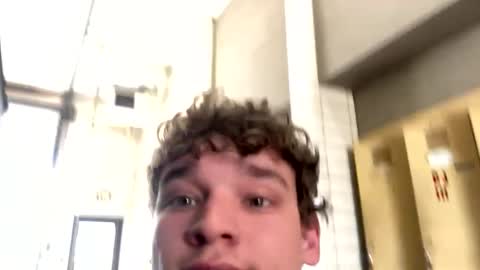 Curly  online show from 04-26-26, 08:28