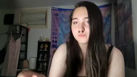 nonbinarybeauty20 online show from 01-18-25, 12:57