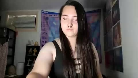 nonbinarybeauty20 online show from 01-30-25, 06:54