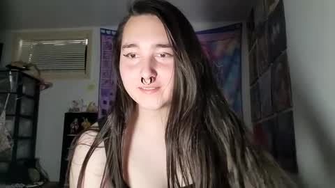 nonbinarybeauty20 online show from 02-25-25, 07:58