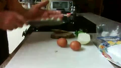 Snapshot of noodlekids chatting on 11-17-25, 12:11 Noodles online show from 11-17-25, 12:11