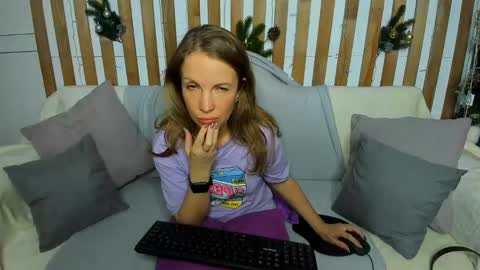 Snapshot of nora_adamss chatting on 12-25-24, 02:35 Nora online show from 12-25-24, 02:35