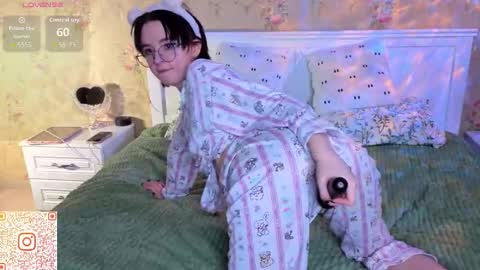 Snapshot of nora_failure chatting on 12-05-25, 12:36 Nora Failure online show from 12-05-25, 12:36