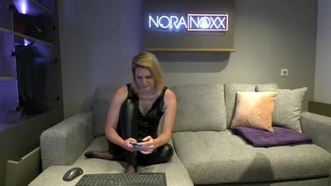 NoraNoxx online show from 06-06-26, 08:52