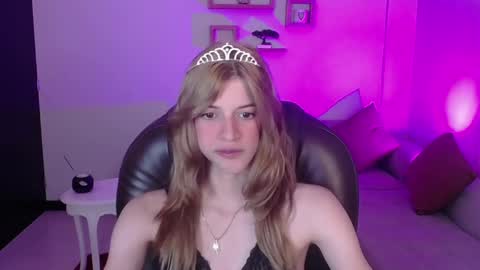 Nora online show from 01-24-25, 07:28