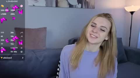 Elina online show from 09-28-25, 10:31