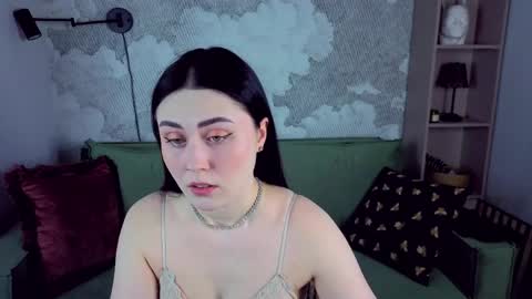 Nora online show from 04-10-26, 11:48