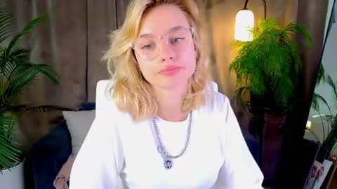 Nora online show from 07-19-26, 07:23