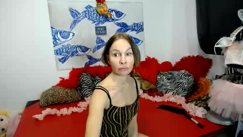 Nora online show from 03-25-26, 06:58