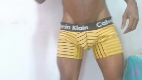 noreno9159 online show from 12-19-25, 07:21