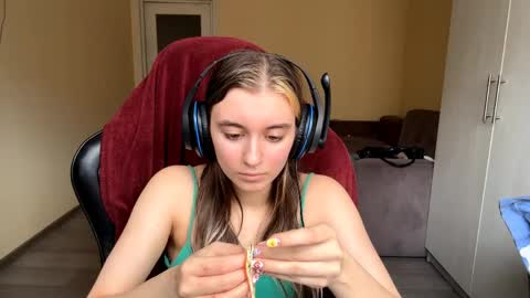 Elena online show from 04-03-26, 08:01