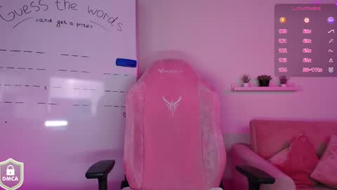 Snapshot of norma_blum chatting on 01-17-25, 12:31 eva online show from 01-17-25, 12:31