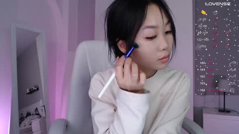 Snapshot of norma_blum chatting on 01-22-25, 06:31 eva online show from 01-22-25, 06:31