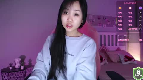 Snapshot of norma_blum chatting on 02-24-25, 01:35 eva online show from 02-24-25, 01:35